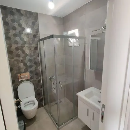 Hotel Serene 3-bed With Pool, Stunning Views & Access In 4*