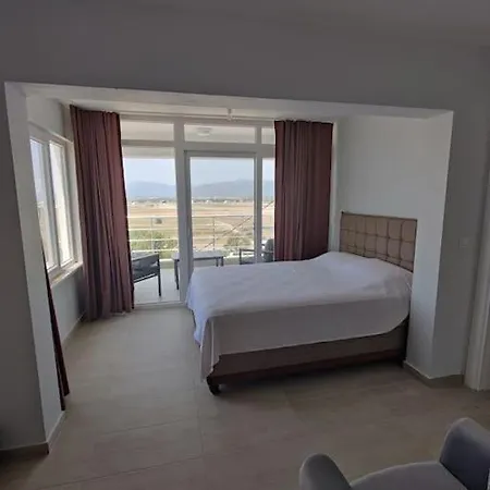 Serene 3-bed With Pool, Stunning Views & Access In Hotel Dalaman